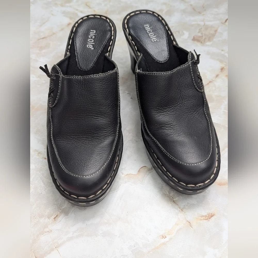 NICOLE Platform Mule Clogs Leather Upper Black Slip On Heeled Clogs Size 8.5 M